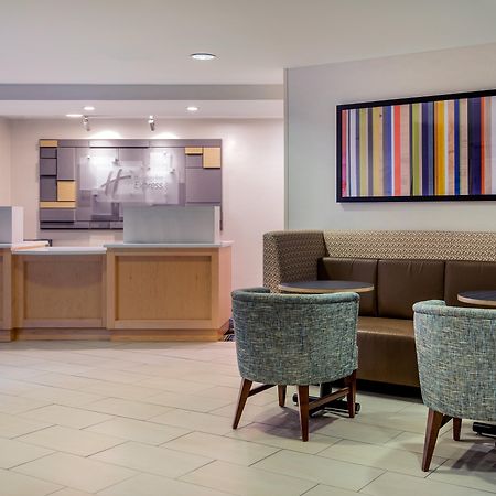 Holiday Inn Express Chapel Hill By Ihg מראה חיצוני תמונה
