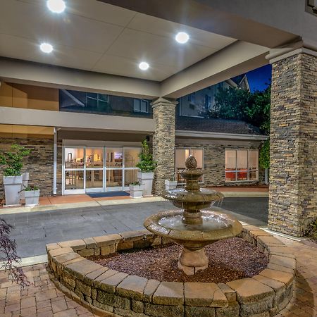 Holiday Inn Express Chapel Hill By Ihg מראה חיצוני תמונה