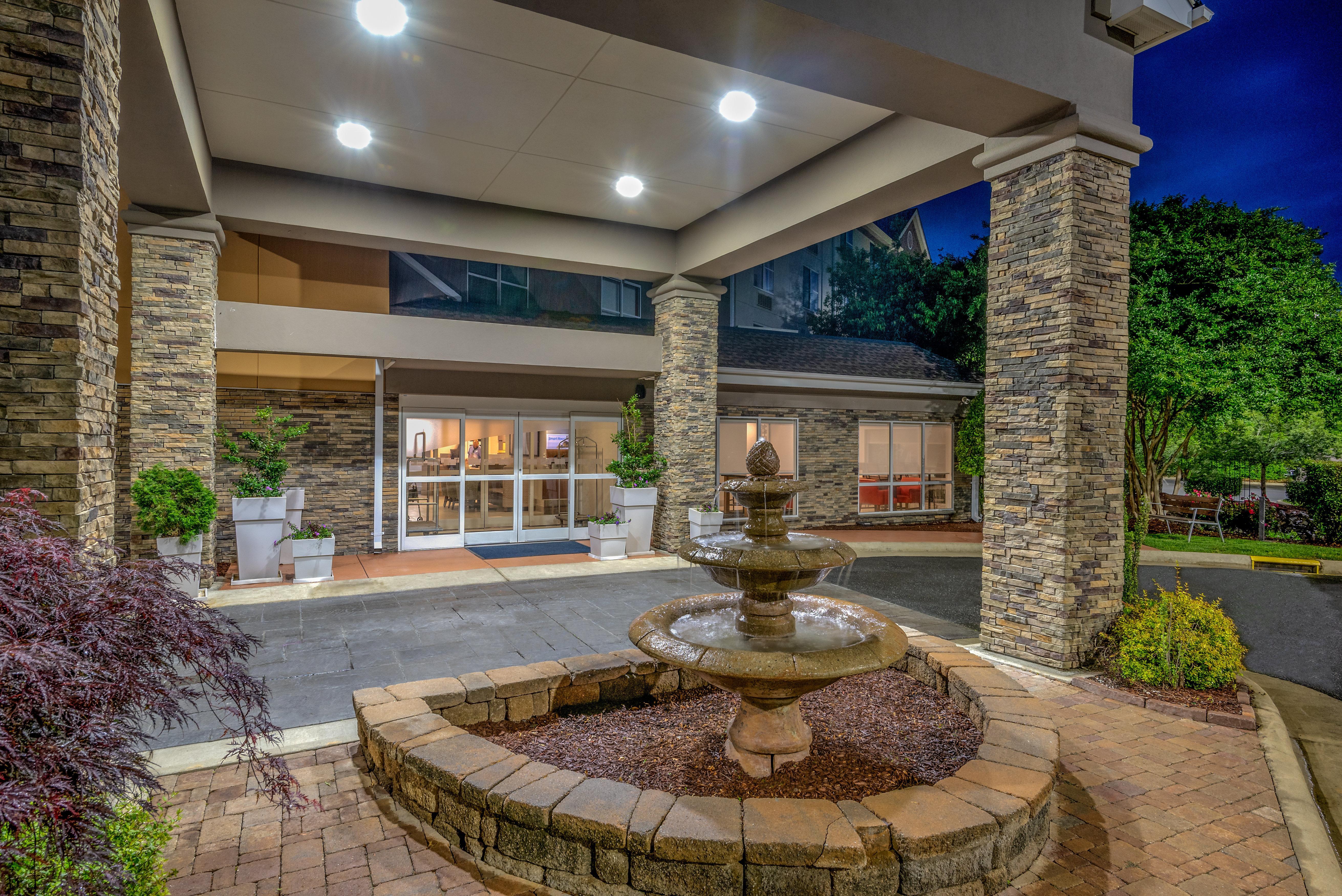Holiday Inn Express Chapel Hill By Ihg מראה חיצוני תמונה
