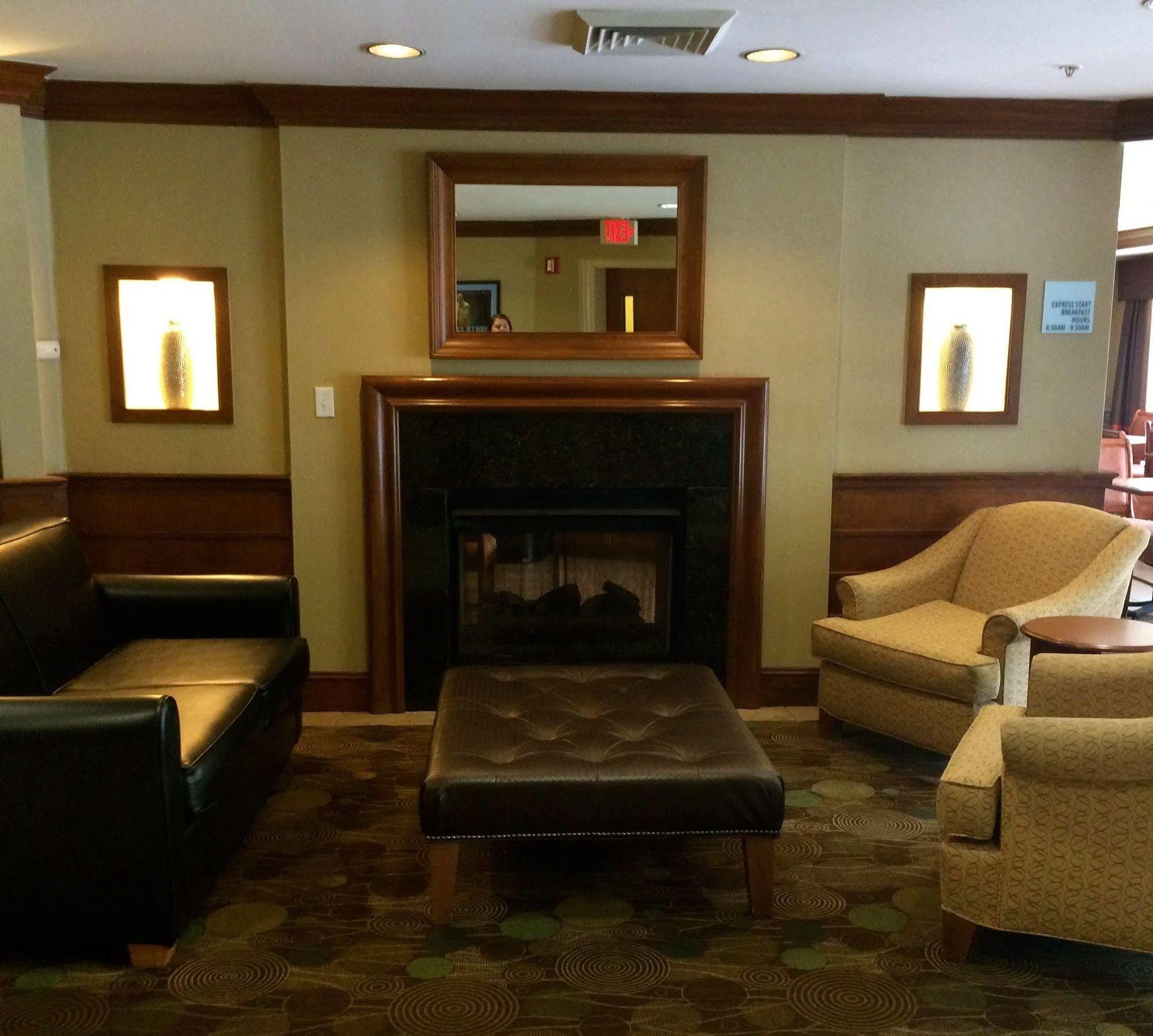 Holiday Inn Express Chapel Hill By Ihg מראה חיצוני תמונה