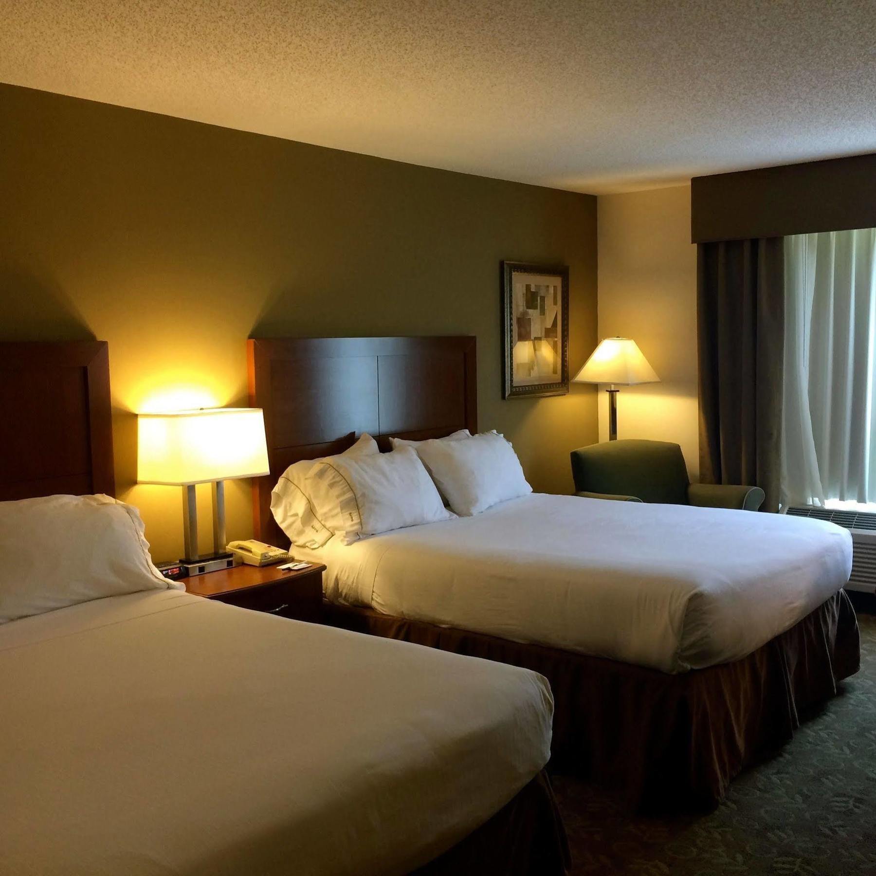 Holiday Inn Express Chapel Hill By Ihg מראה חיצוני תמונה